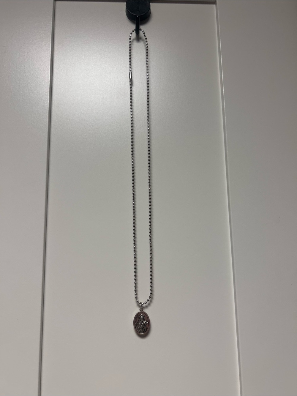 Sterling Silver Oval Pendant Necklace - Silver
